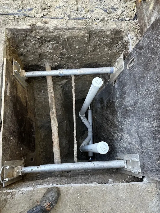 Experienced plumber completing Drain Cleaning work in Ephraim